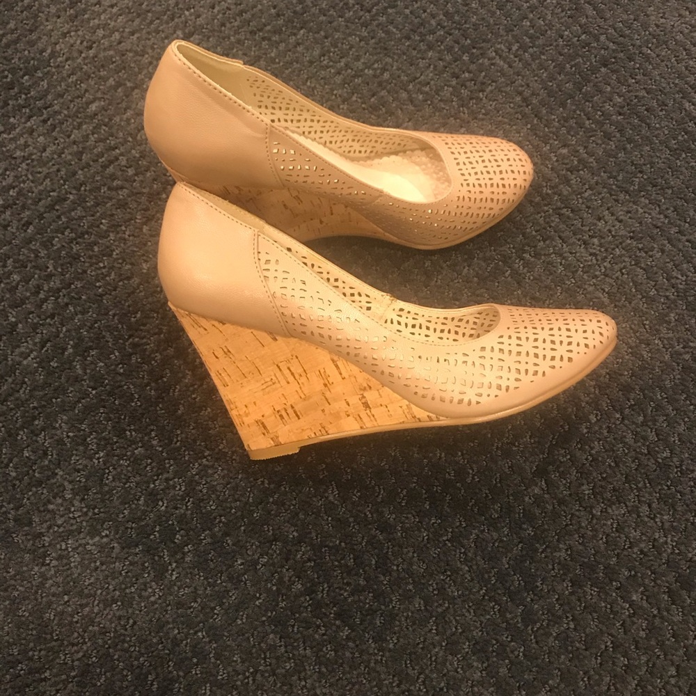 Restricted beige wedges new condition
